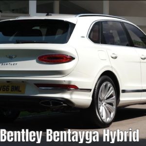 2021 Bentley Bentayga Hybrid in Ghost White