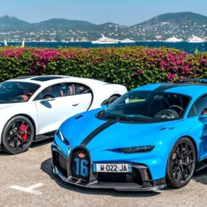 Bugatti Chiron Pur Sport and Chiron Sport Customer Test Drives