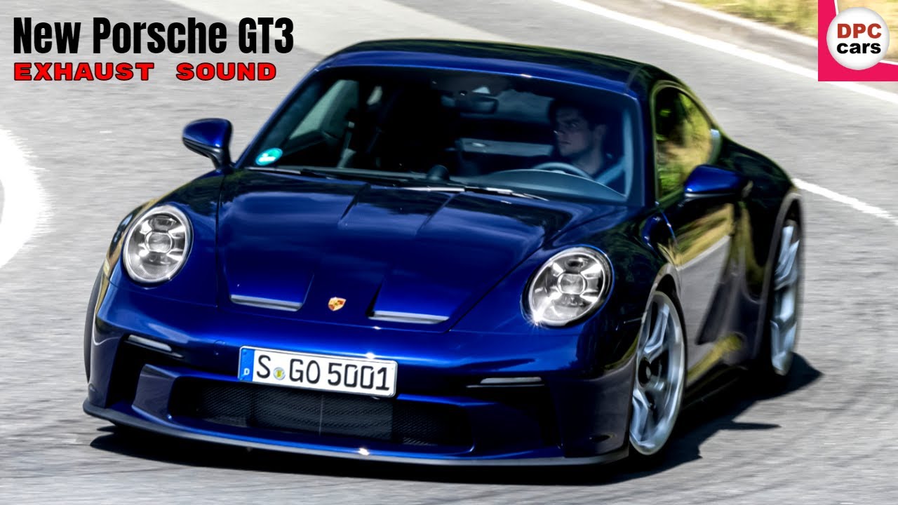 Gentian Blue 2022 Porsche 911 GT3 992 and Touring