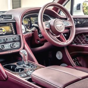 New 2021 Bentley Bentayga Hybrid First Edition Interior