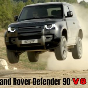 2022 Land Rover Defender 90 V8 Extreme Off Roading