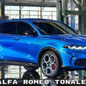 2023 Alfa Romeo Tonale in Blue