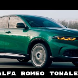 2023 Alfa Romeo Tonale SUV in Green