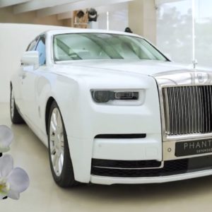 The One of One Rolls Royce Phantom Orchid Designed for Singapore
