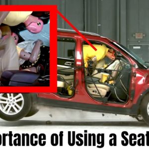 Importance of using a seat belt in front and rear