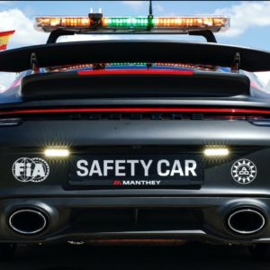 Porsche 911 Turbo S 2022 FIA WEC safety car