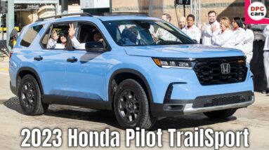 2023 Honda Pilot TrailSport in Diffused Sky Blue Looks Sporty