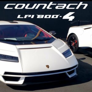 Lamborghini Countach LPI 800 4 at Cars and Coffee